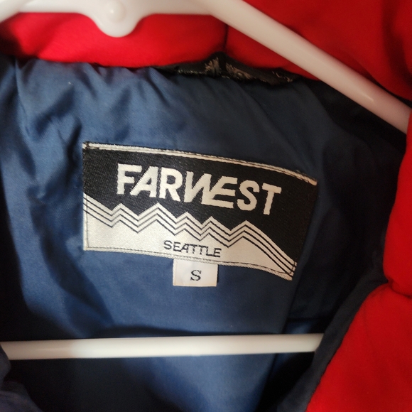 Womens Small Far West Seattle Puffer Jacket WATERPROOF - Picture 6 of 7